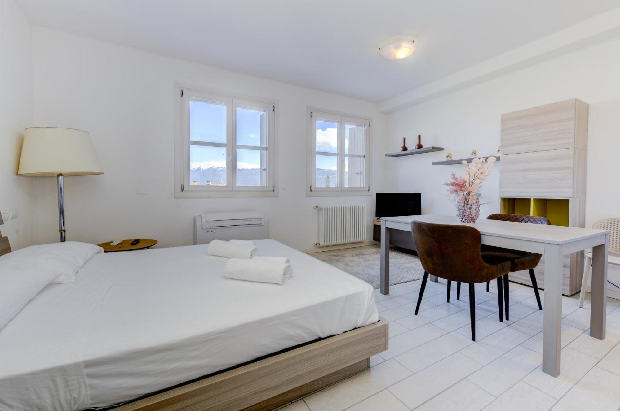 Madeleine Apartment Toscolano Maderno Exterior photo